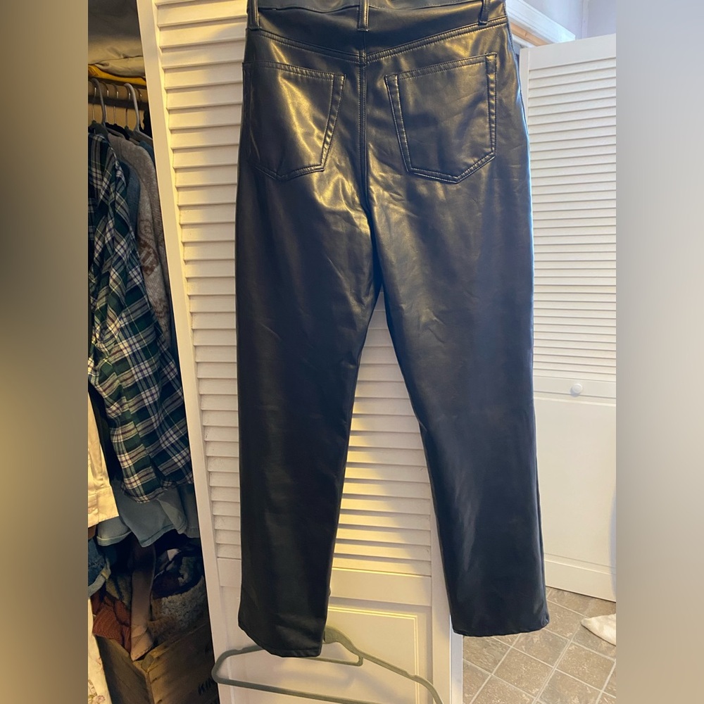 Black Vegan Leather Pants from Abercrombie & Fitch - Picture 4 of 4